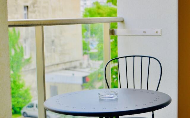 JessApart - Chlodna Apartment