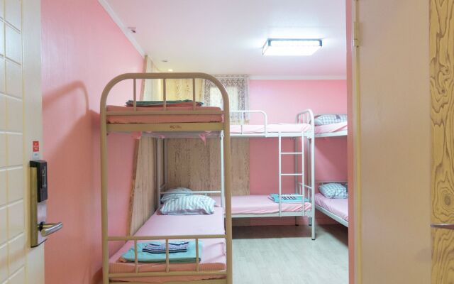 Sounlin Guesthouse - Caters to Women