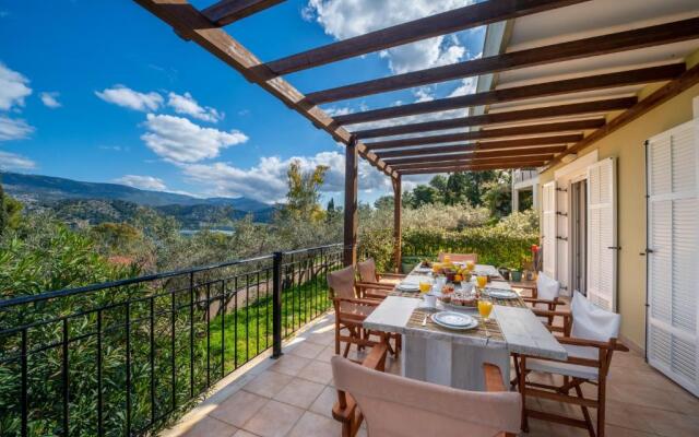Cinema Themed House in Argostoli