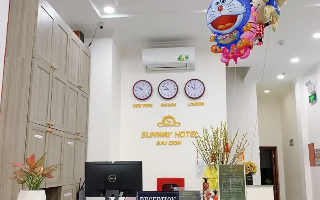 AMILA NGUYEN HUE HOTEL by SAZI