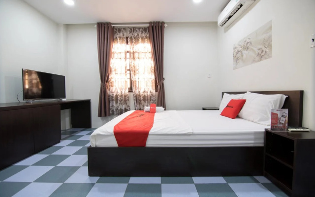Ngoc Trinh Hotel by RedDoorz
