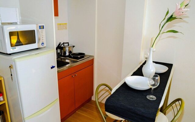 Genesis Apartments - Ebisu Building