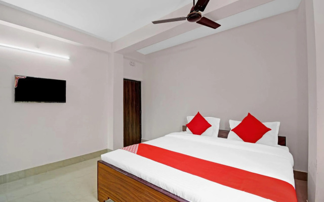 OYO 87280 Hotel Grand Eden