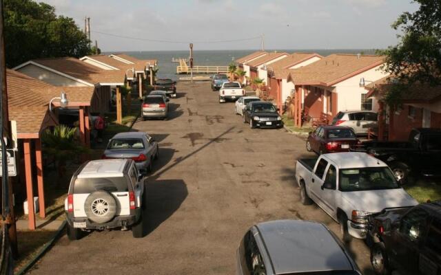 Bayfront Cottages