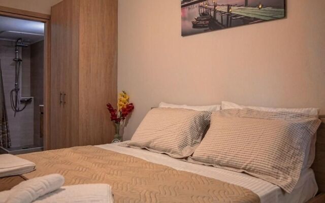 Erato Studio!
