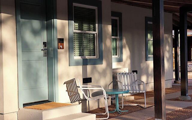 The Dixie Motel Brenham