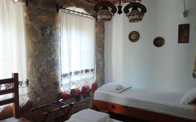 Marti Deluxe Boutique Hotel