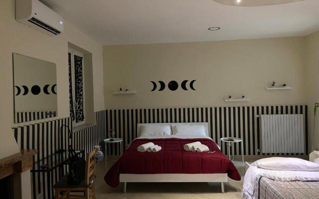 Mezzaluna Guest House