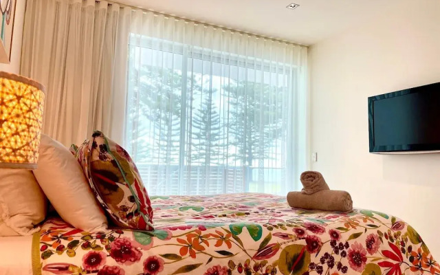 Breeze Beachfront Apartment no 9