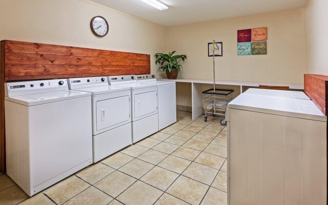 Staybridge Suites Northwest near Six Flags Fiesta