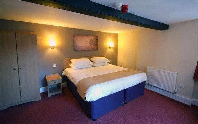 Rockingham Arms by Greene King Inns