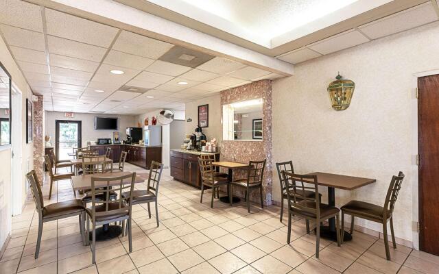 Econo Lodge Vero Beach - Downtown