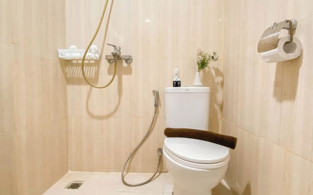 Warm and Cozy Studio at Sentul Tower Apartment