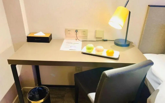 【locals】Taian Taishan District Baolongcity Square