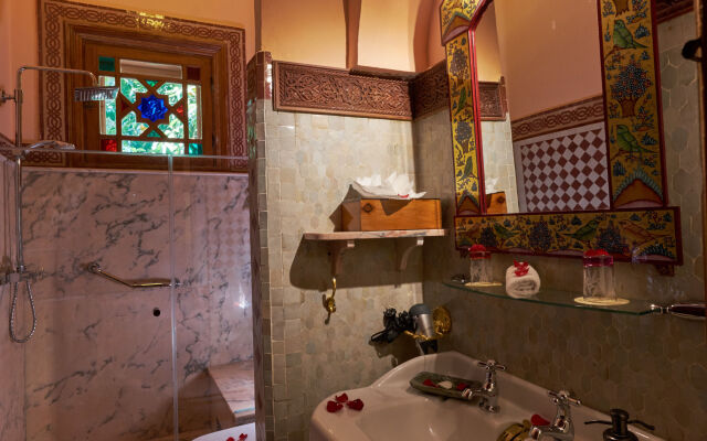 Dar Ayniwen Garden Hotel & Bird Zoo