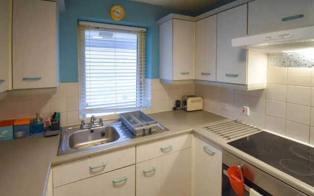 Large 3 Bed Sleep 6 Central MK