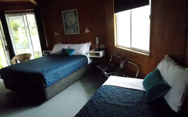 Wunpalm Motel & Holiday Cabins