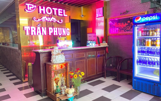 Tran Phung Hotel