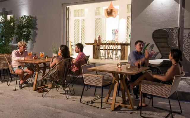 Nyx Chic Manor boutique hotel