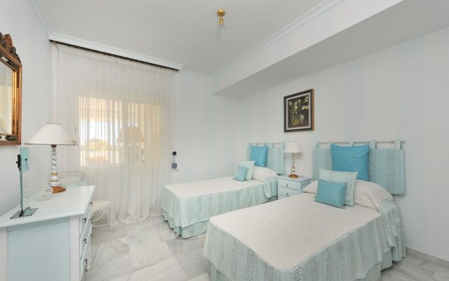 Apartamento Bahía de Marbella Canovas