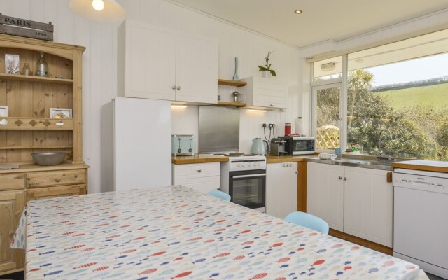 2 Brook Cottages