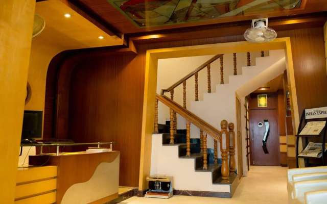 Hotel Kinnera Comforts