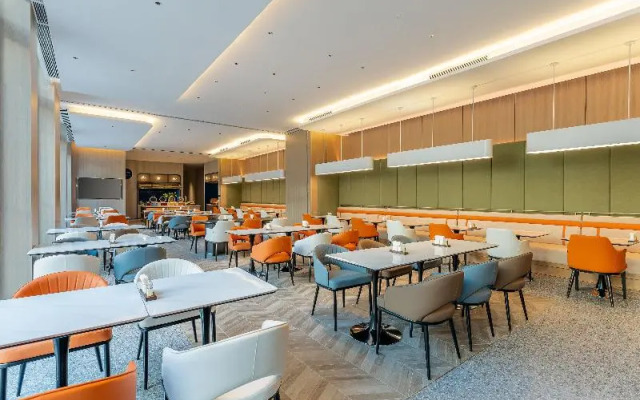 Holiday Inn Express Shanghai Changyang Road by IHG
