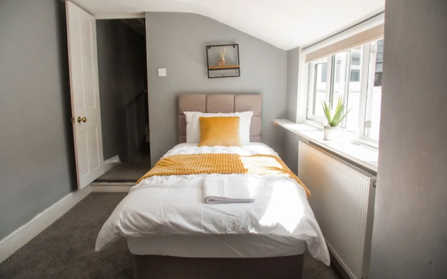 Stunning 3-bed House in Brighton