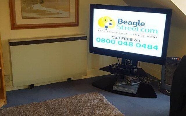 Tony Asga Apartments - Tony Apartment