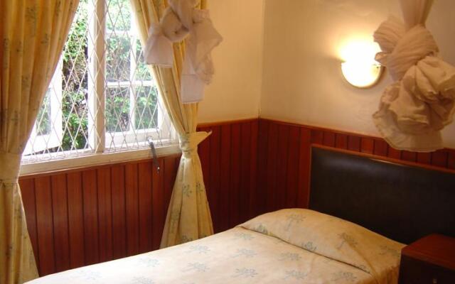 Sirona Hotel