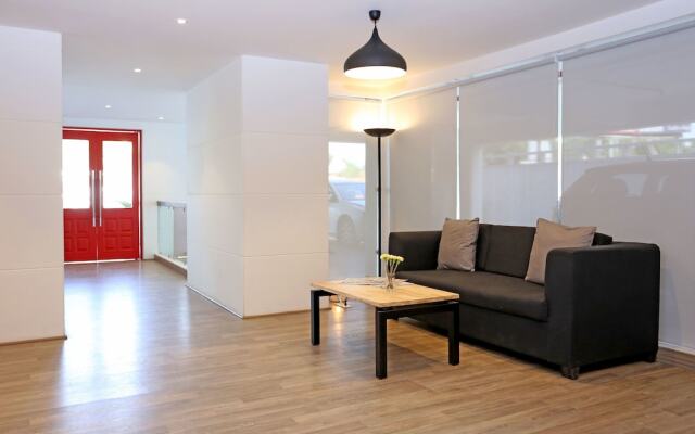 OYO Townhouse 015 Lajpat Nagar