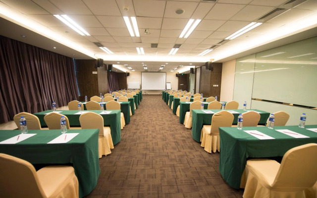 Suzhou Sun Plaza Hotel