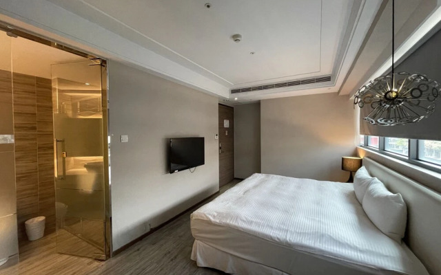 Royal Fine Hotel