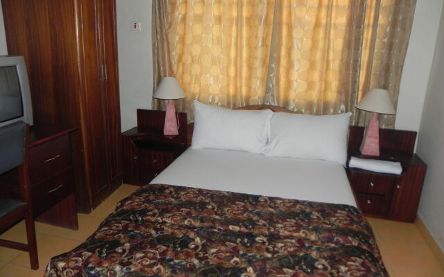 Oriental Hotel North Legon