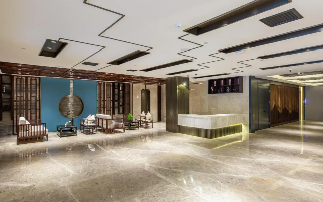 Rezen Dong Hotel (Baoding Passenger Transport Center Yuhua Road Branch)