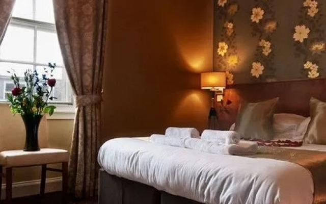 The Kings Arms Hotel