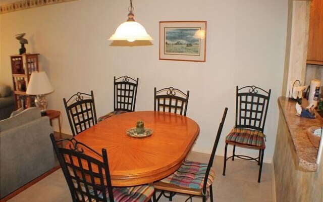 Summerhouse 228 2 Bedroom Condo by RedAwning