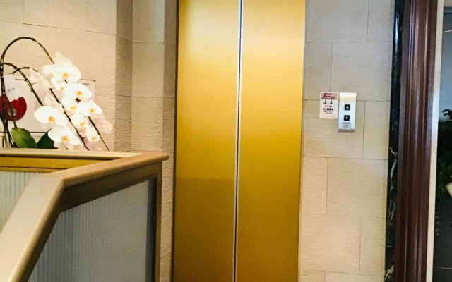 Hotel Star Dust (Adult Only)