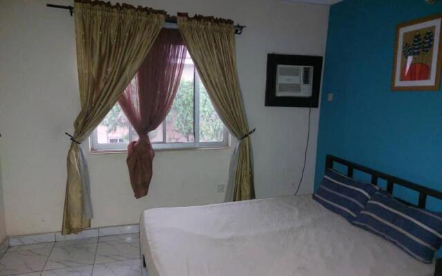 Oko Courts MU1 3 BR Apartment with SWIMMING POOL