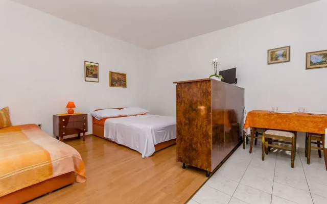 Apartments Tomislav