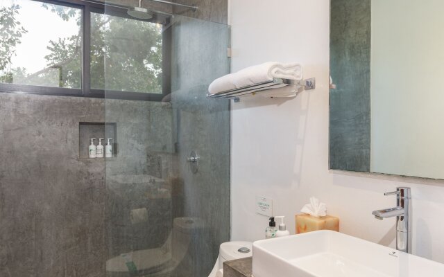 STARFIT Hotel Boutique with access Beachclub, Gym & Spa