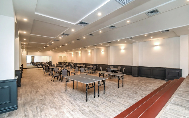 OYO Townhouse 051 Lal Kothi