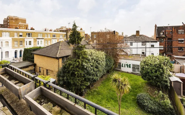 Panoramic Hammersmith Home Near The River Thames