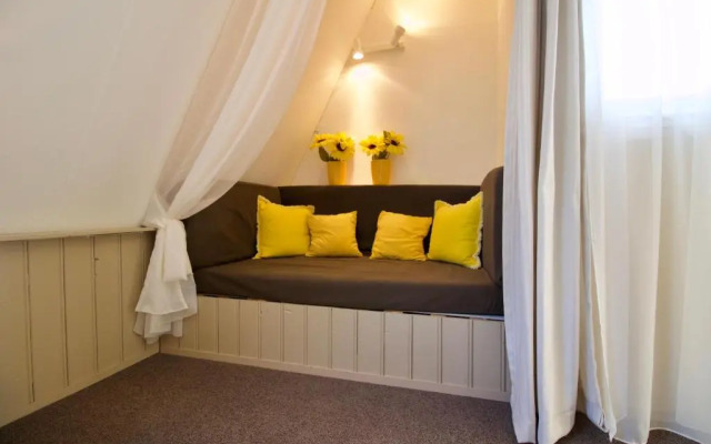 Bed & Breakfast "Bij Lucie"