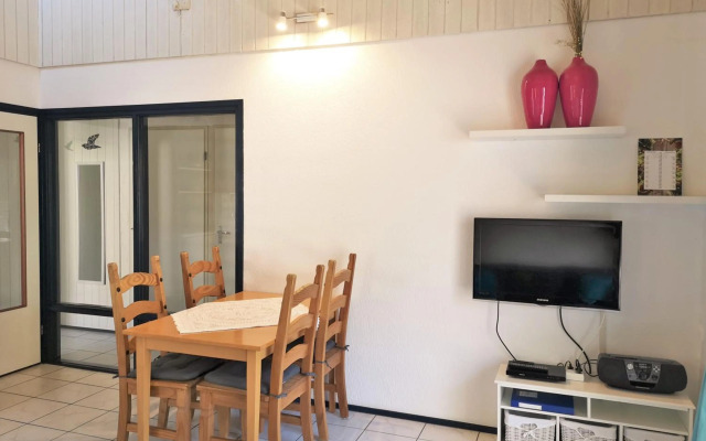 ON135 De Zeemeeuw, holiday home with garden