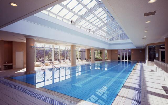 Okura Akademia Park Hotel