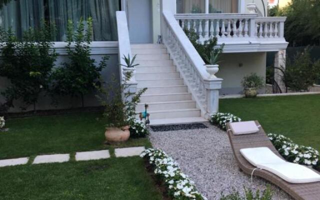 Villa Romantika