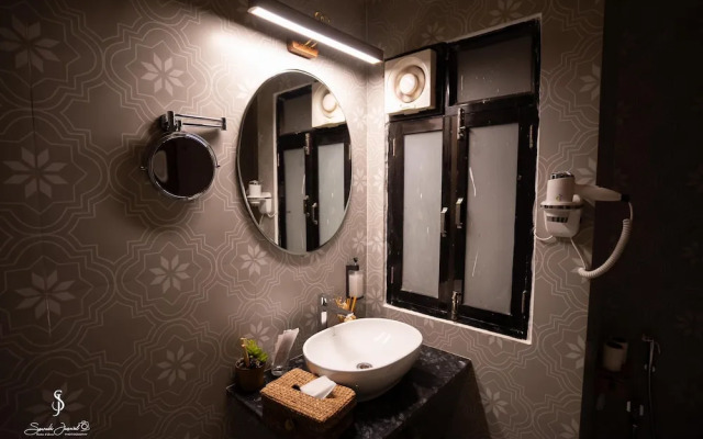 Shanti Inn Dormitory