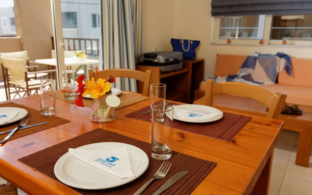 Indigo Mare Hotel Apartments