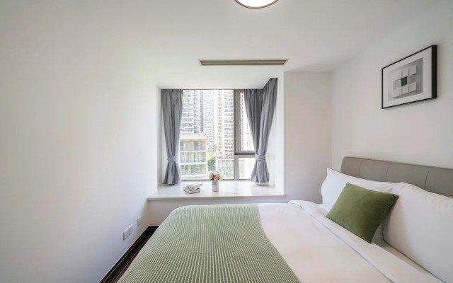 Tyms Premium 3BR 2BA Apt Walk to Metro